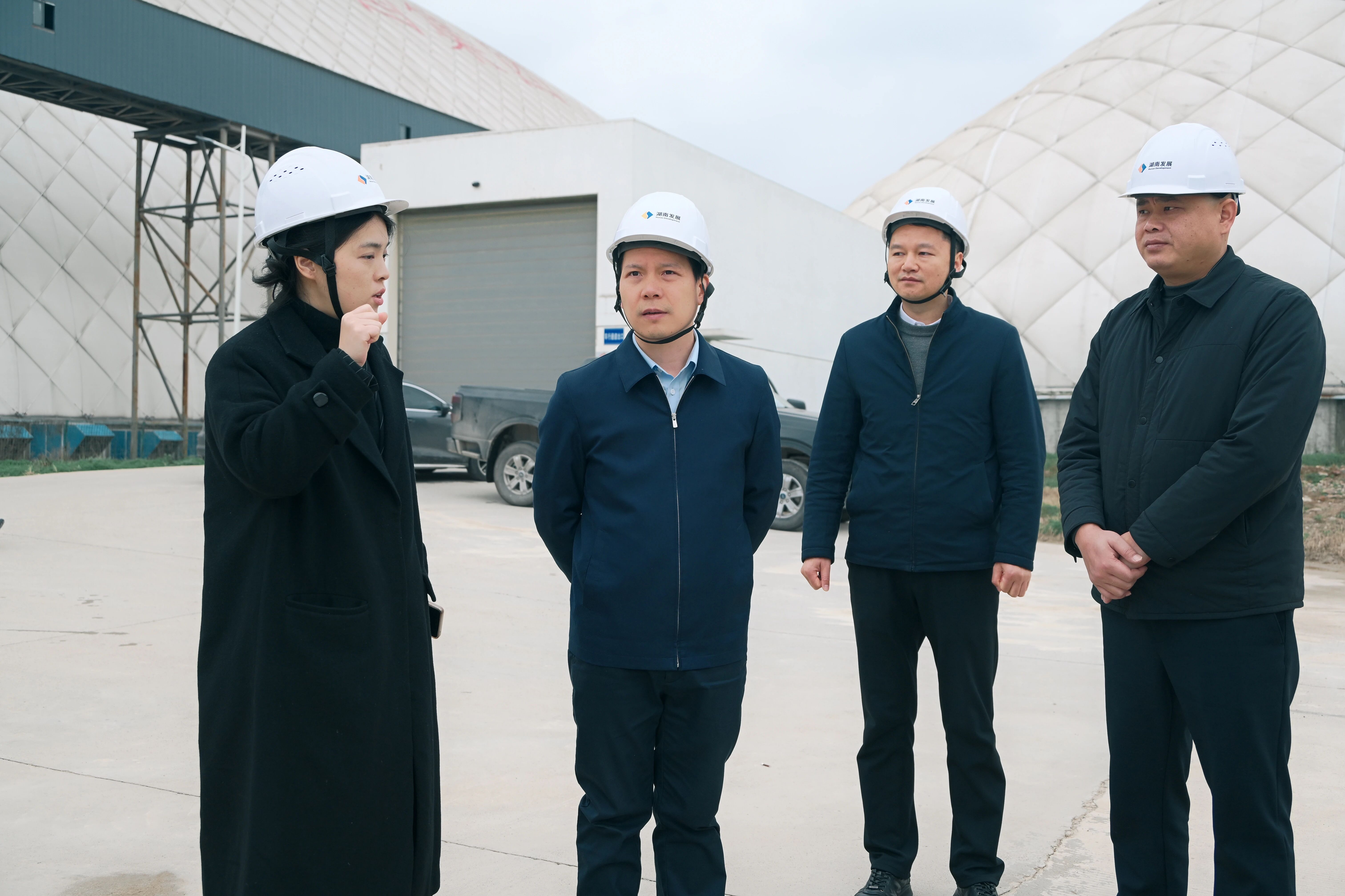 廖江華調研湖南發展機制砂和砂石集散中心項目